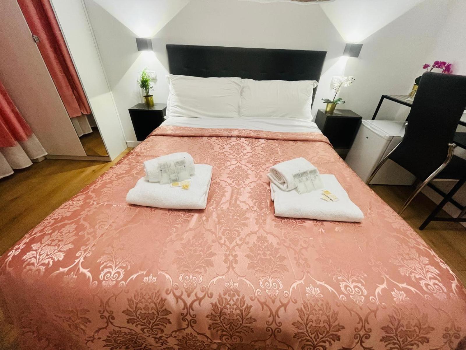 Rome Holiday Guesthouse, Rome